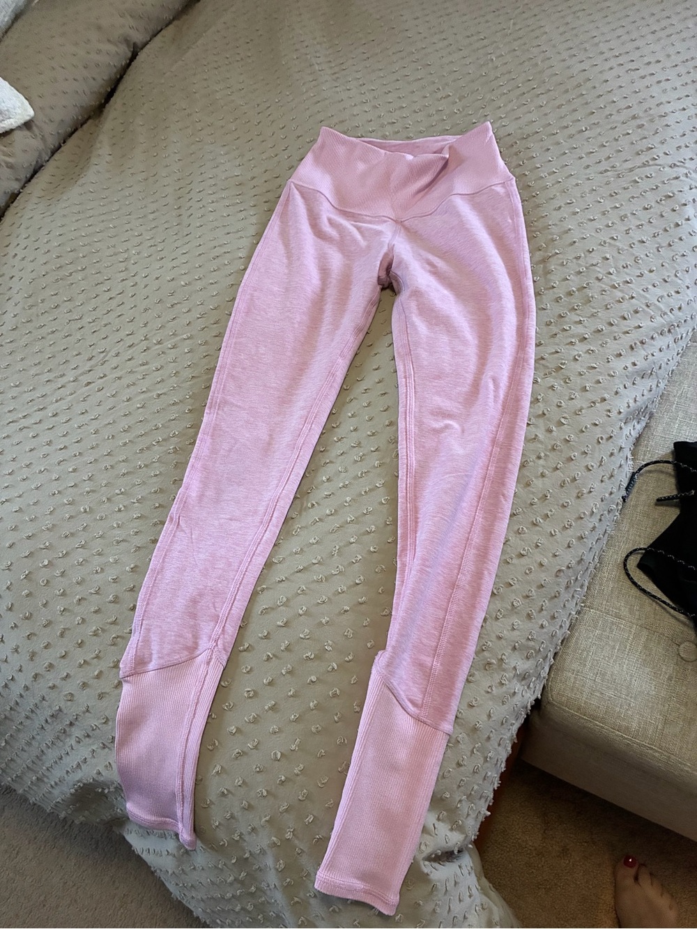 ALO Yoga Light Pink High-Waist Leggings